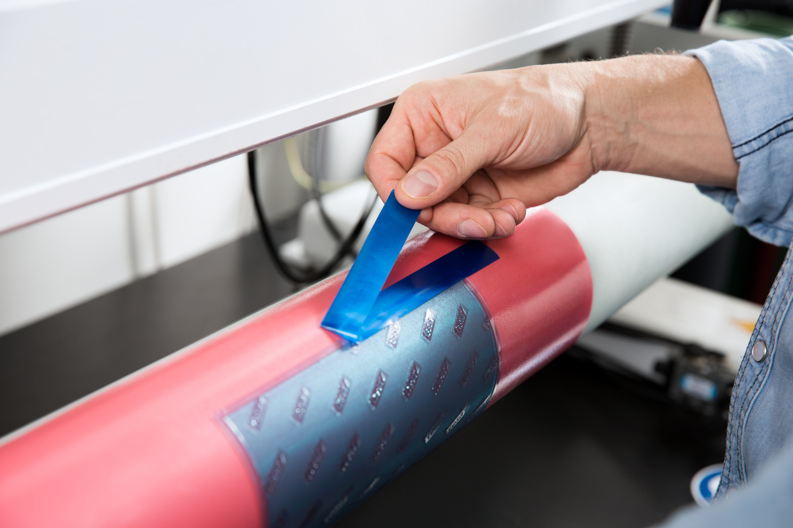 SIM_Flexographic-Printing_Plate-Mounting-103-Screen_Process